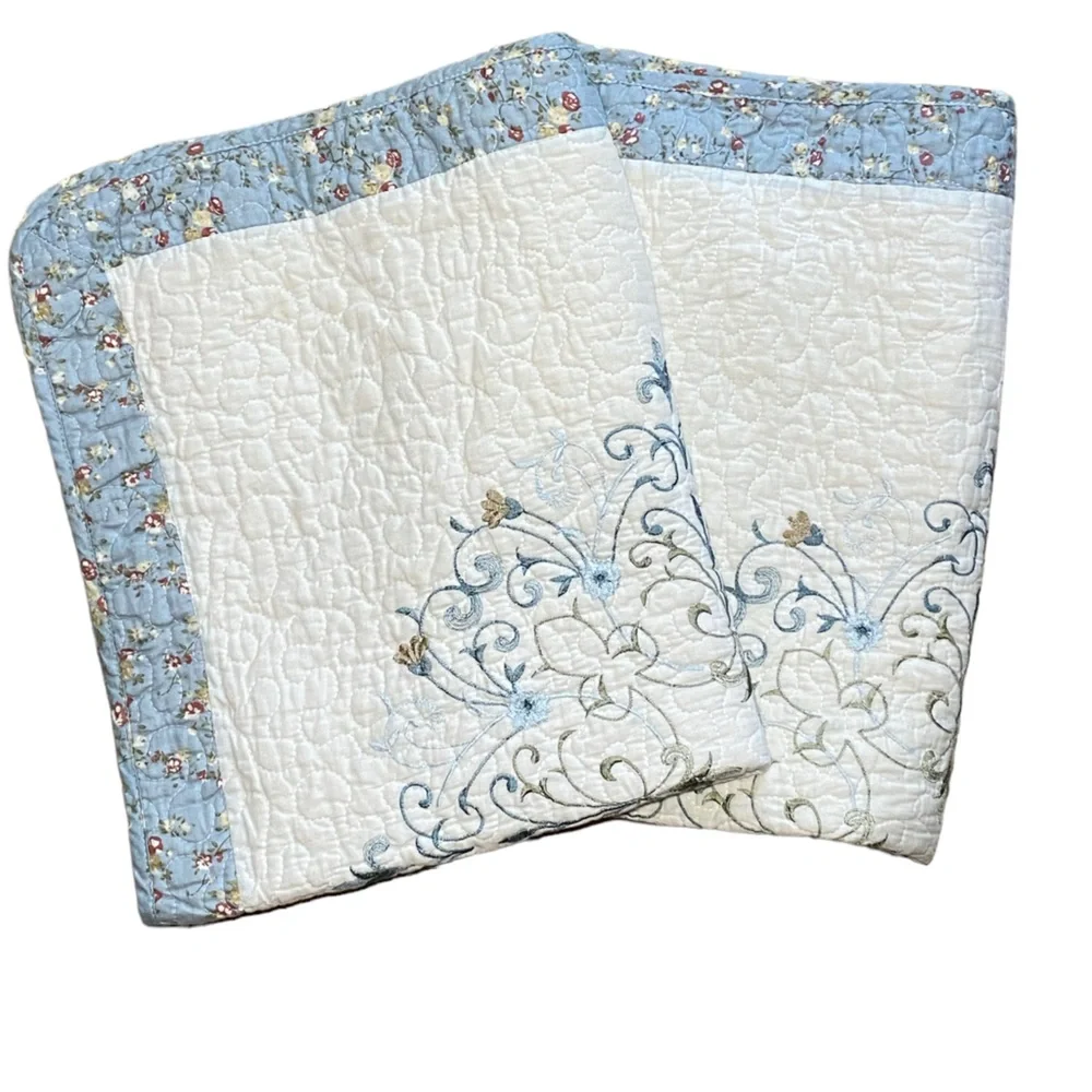 Peking‎ Handicraft Pillow Shams Set